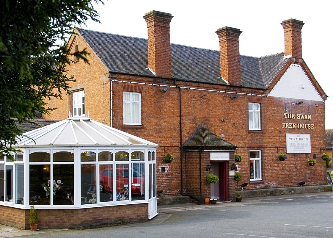 Swan At Forton Hotel Newport  Exterior photo